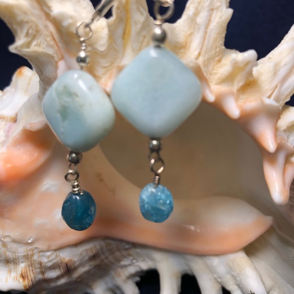 Handcrafted Sterling silver earrings with apatite & chalcedony stones - Picture 2 of 6